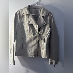 Women's Cream Leather Jacket max studio size medium